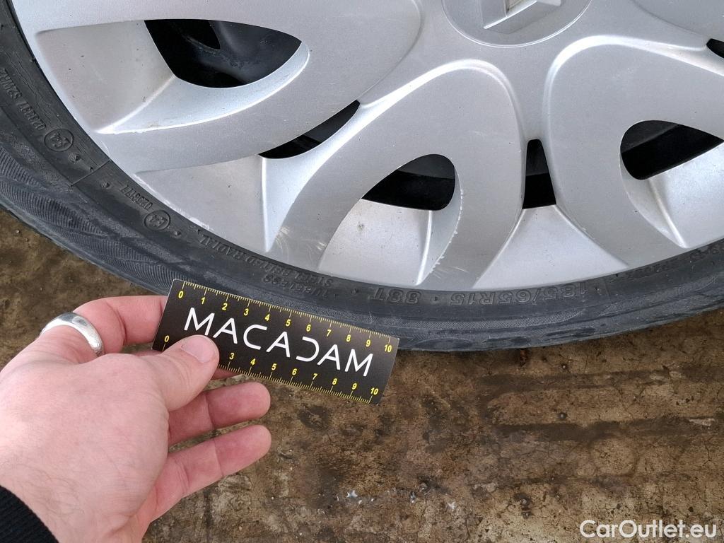  Renault  Clio  IV Air MediaNav 1.5 dCi 75CV BVM5 E6 #7