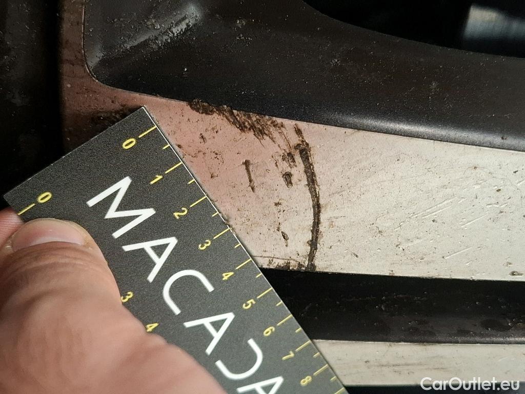  Peugeot  5008  Allure Business 1.5 HDi 130CV BVA8 E6dT #40