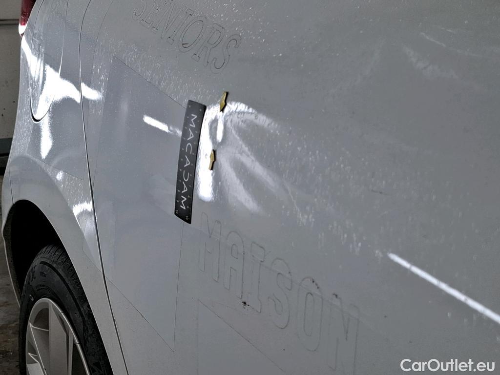  Renault  Clio RENAULT  / 2019 / 5P / Berline Business SCe 65 #2