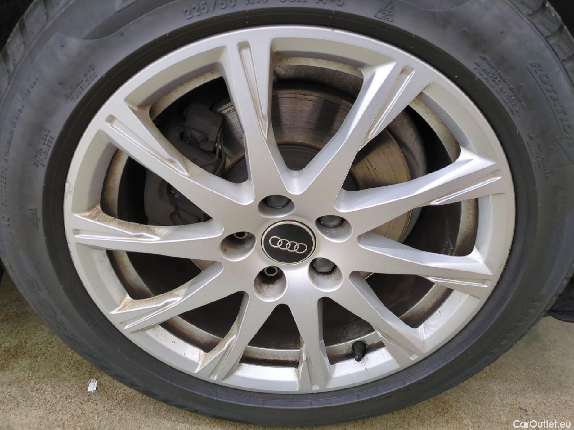  Audi  A4  Avant 35 TDI Business Line 2.0 TDI 165CV BVA7 E6d #10