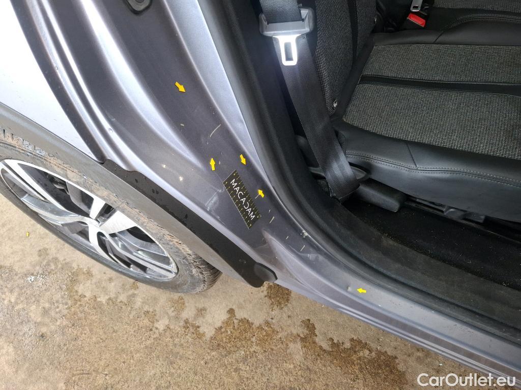  Peugeot  5008  Allure Business 1.5 HDi 130CV BVA8 E6dT #16