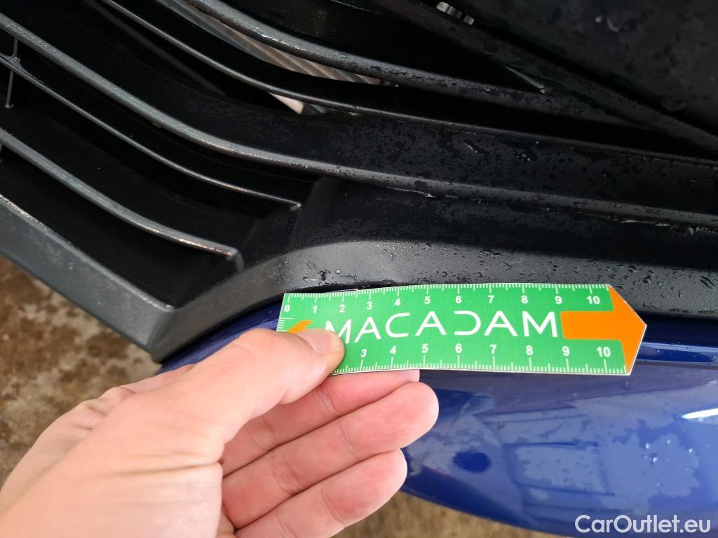  Toyota  Yaris TOYOTA  Hybride / 2019 / 5P / Berline Hybride 116h Dynamic #9