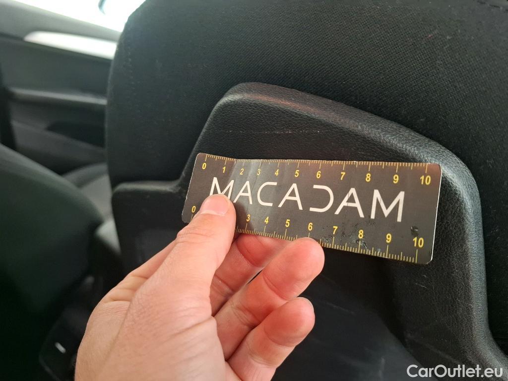  Bmw  X1 BMW  / 2019 / 5P / SUV sDrive18d Business Design BVA8 #9