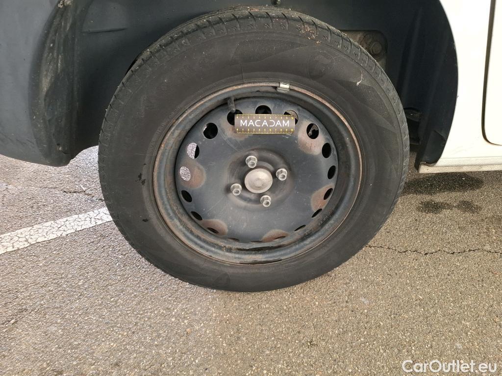  Renault  Kangoo  Express Extra (Série Spéciale) 1.5 dCi 75CV BVM5 E6 #67