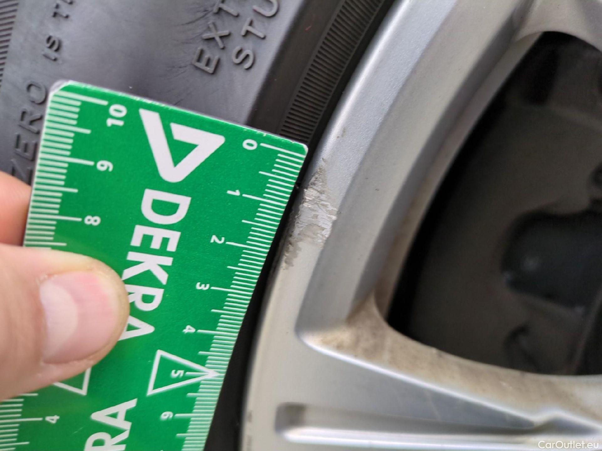  Audi  A4  Avant 35 TDI Business Line 2.0 TDI 165CV BVA7 E6d #9