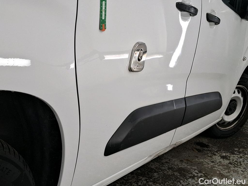  Peugeot  Partner  Asphalt L1 1.5 HDi 100CV BVM5 E6dT #15