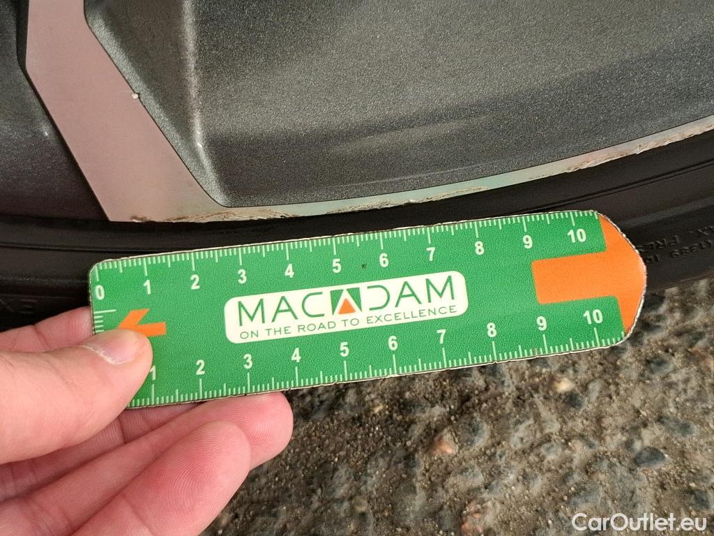  Audi  A3  Berline 35 TDI Design Luxe 2.0 TDI 150CV BVA7 E6d #5