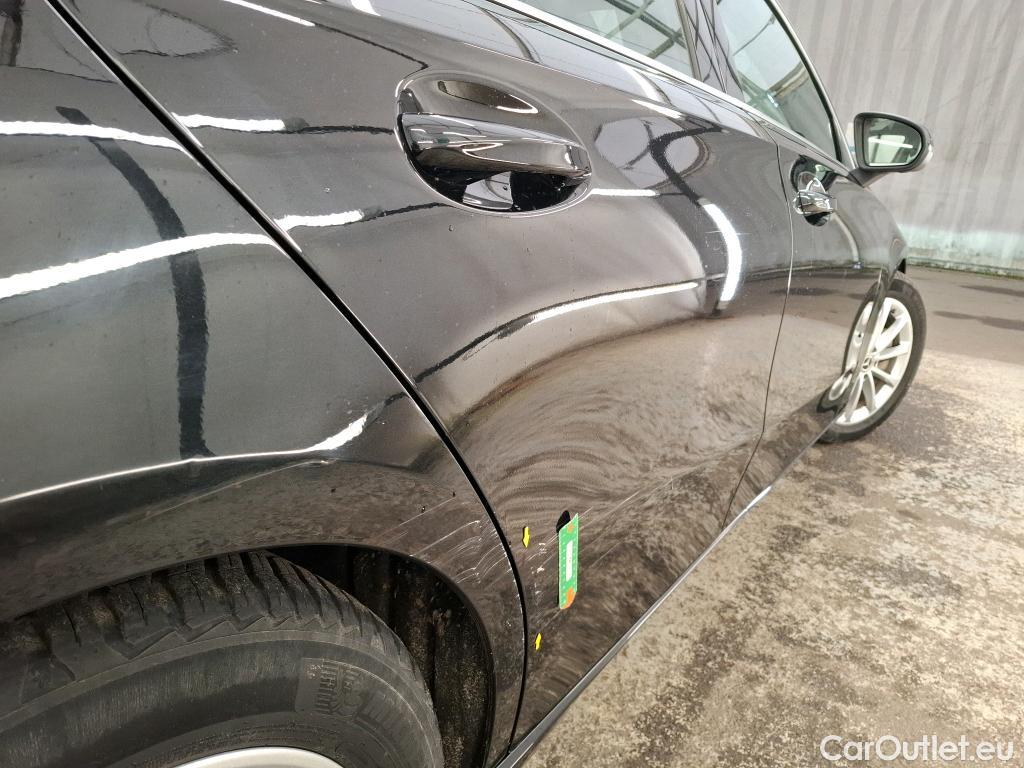  Mercedes  A-Klasse MERCEDES-BENZ Classe A Compact / 2018 / 5P / Berline A 220 d Progressive Line 8G-DCT #5