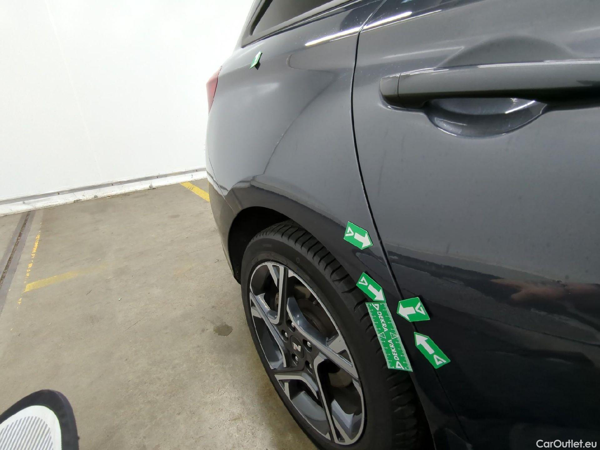  Hyundai  i30 HYUNDAI  Sport Wagon / 2020 / 5P / Break 1.0 T-GDI 120 MHEV DCT-7 N LINE SW #14