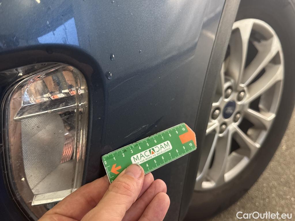  Ford  Kuga FORD  / 2019 / 5P / SUV 2.5 190 hybrid Flexifuel Pshift Titanium #16