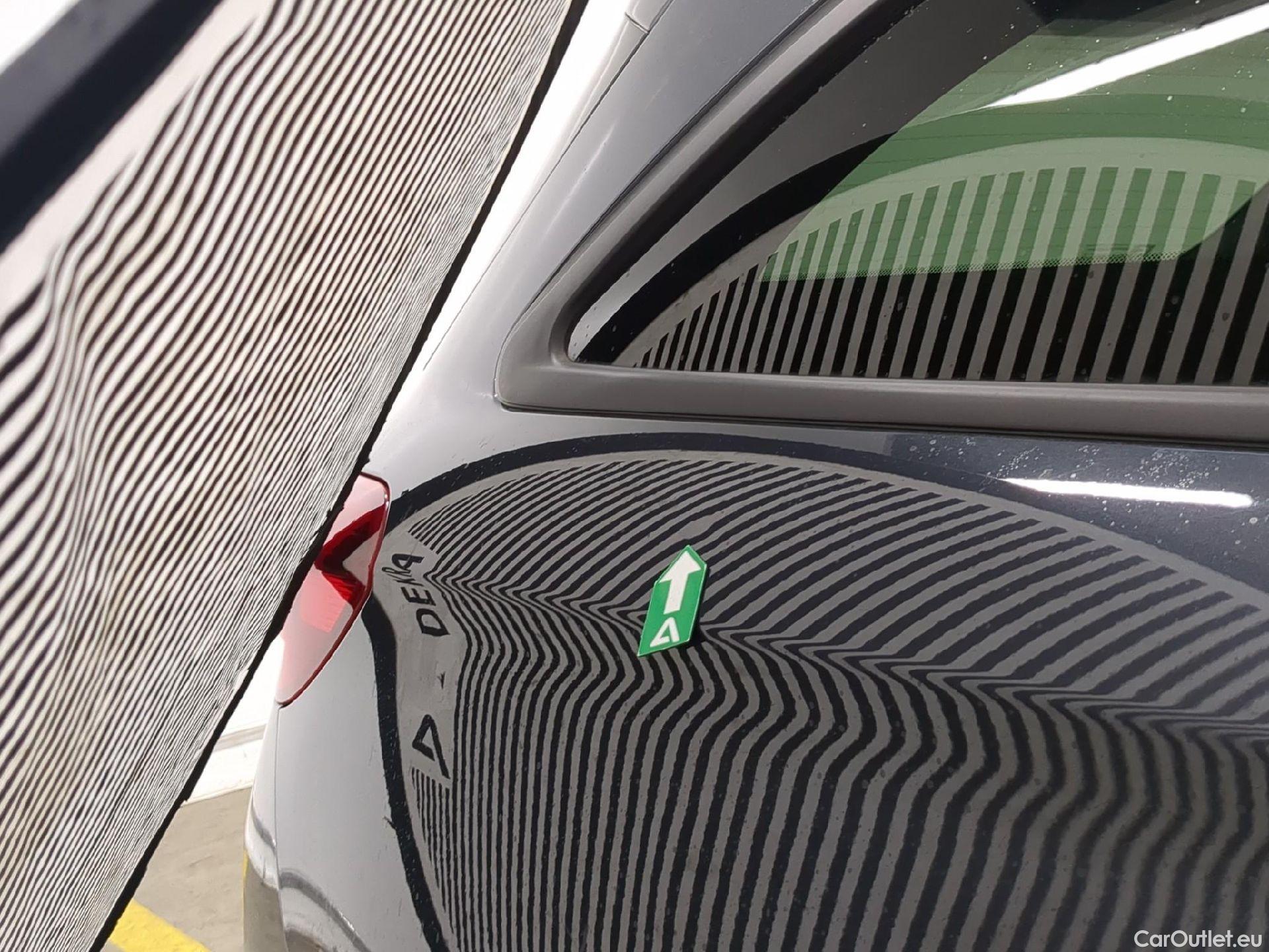  Hyundai  i30 HYUNDAI  Sport Wagon / 2020 / 5P / Break 1.0 T-GDI 120 MHEV DCT-7 N LINE SW #16