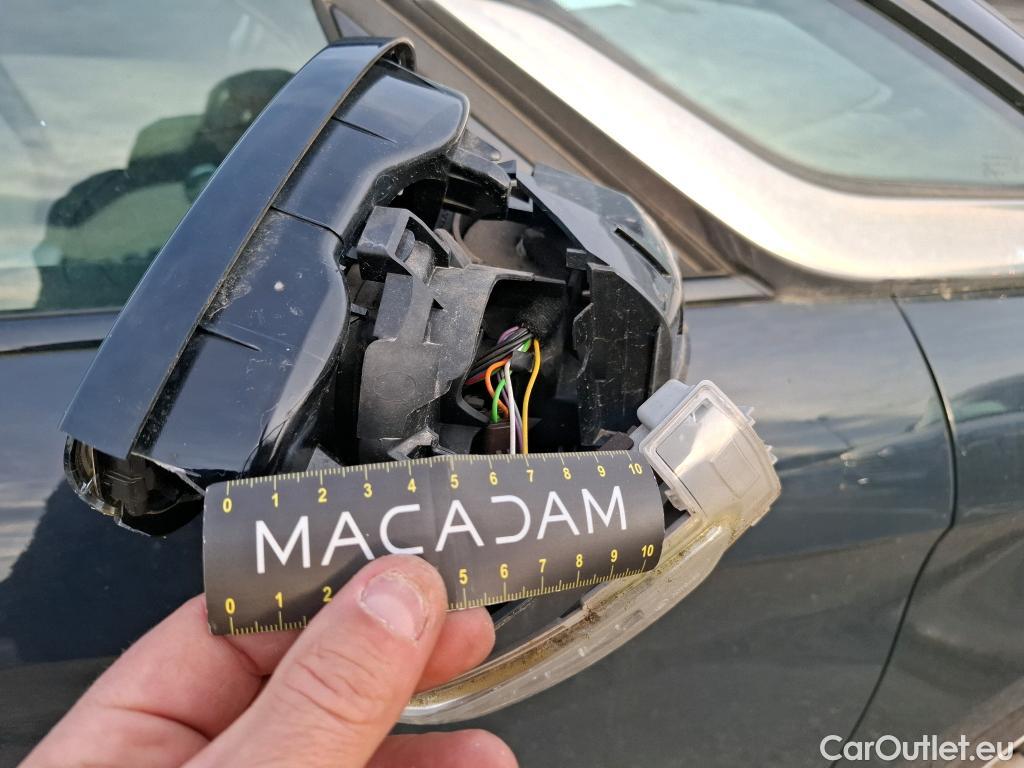  Citroen  DS5 DS DS 5 5p Berline BlueHDi 120 Manuel Executive #2