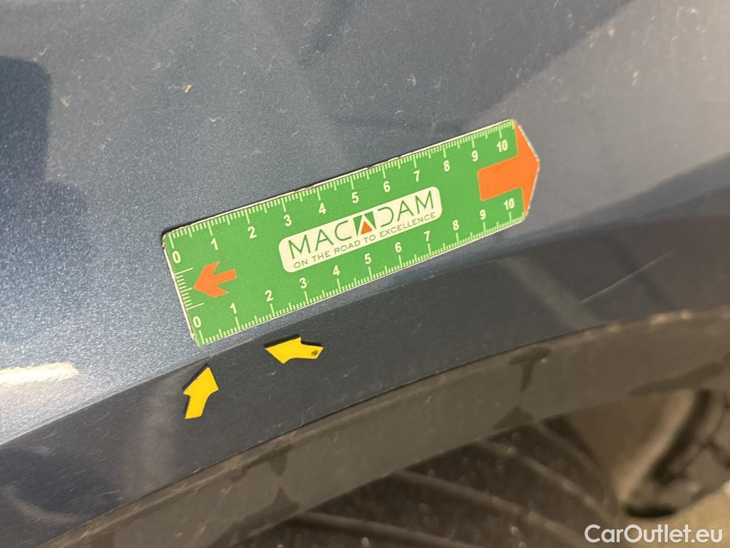  Ford  Kuga FORD  / 2019 / 5P / SUV 2.5 190 hybrid Flexifuel Pshift Titanium #13