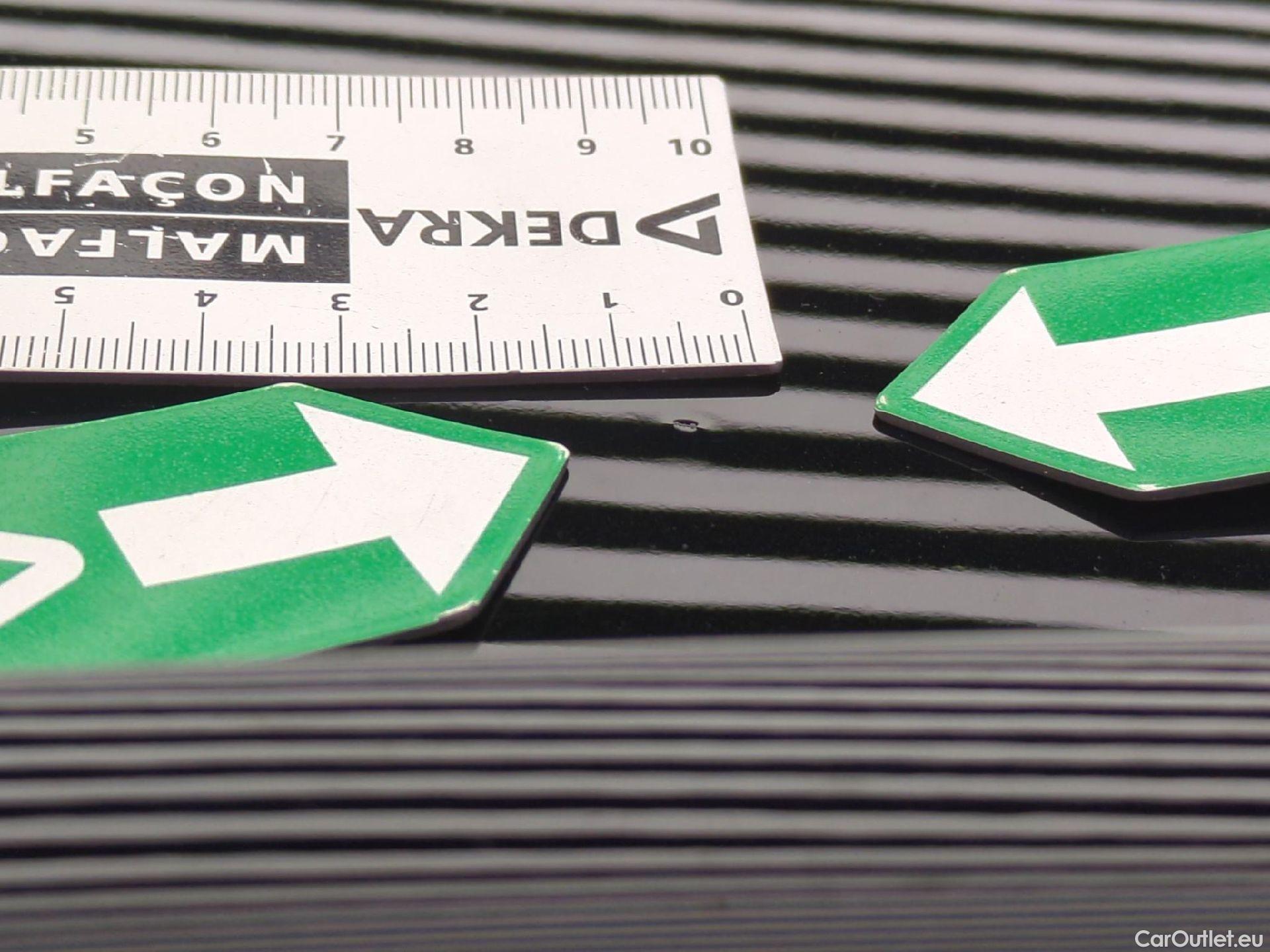  Peugeot  2008  Allure Pack 1.5 HDi 110CV BVM6 E6d #20