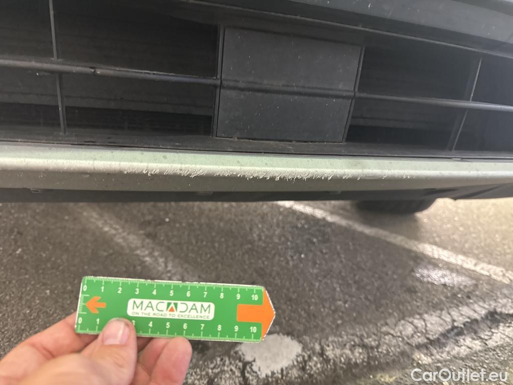  Ford  Kuga FORD  / 2019 / 5P / SUV 2.5 190 hybrid Flexifuel Pshift Titanium #24