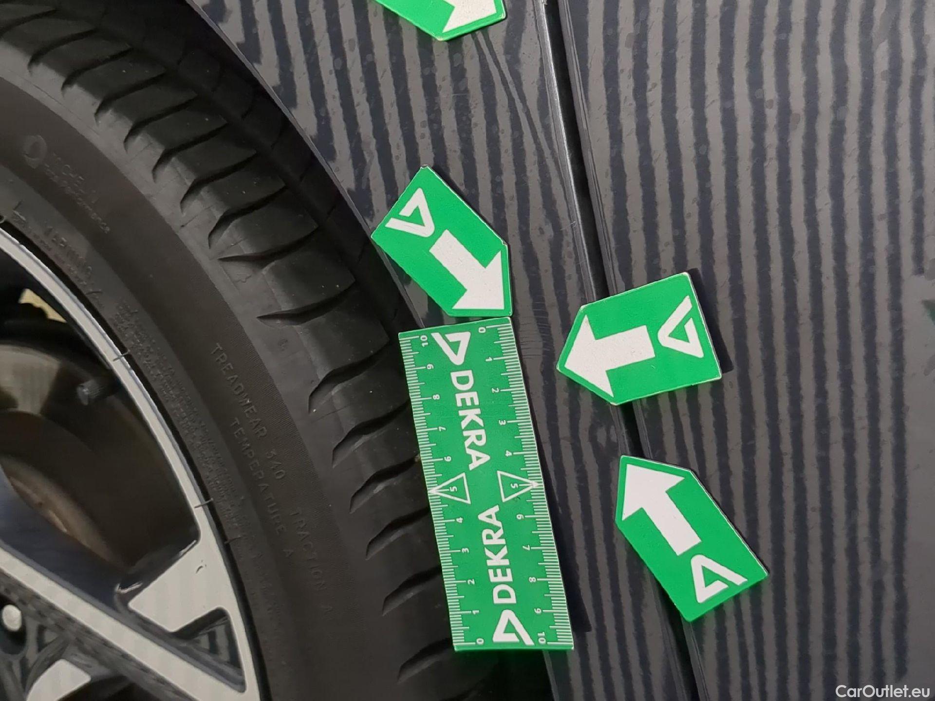  Hyundai  i30 HYUNDAI  Sport Wagon / 2020 / 5P / Break 1.0 T-GDI 120 MHEV DCT-7 N LINE SW #15