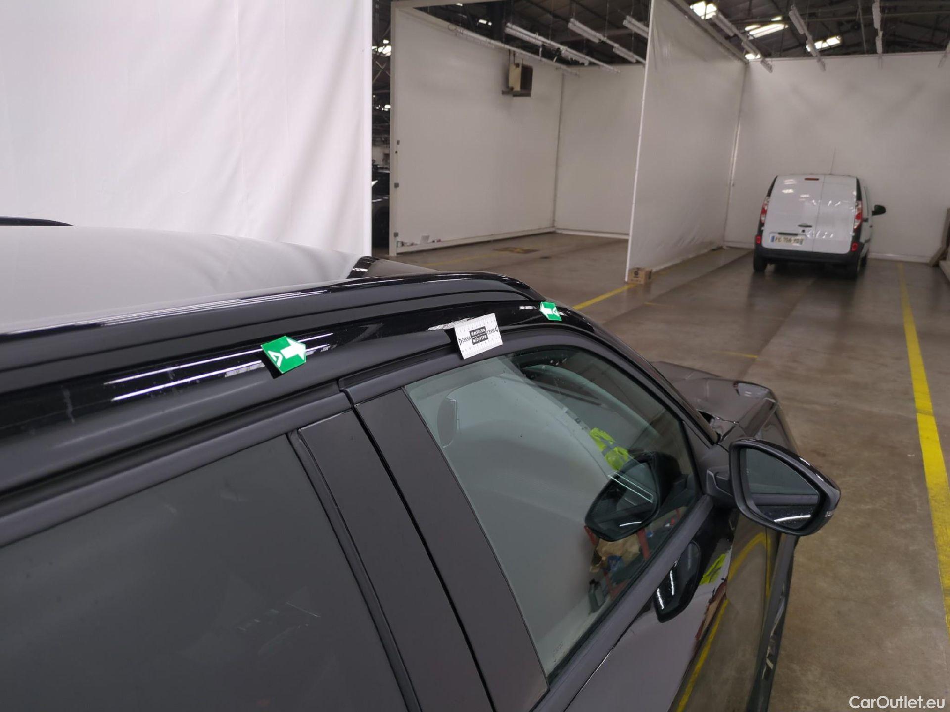  Peugeot  2008  Allure Pack 1.5 HDi 110CV BVM6 E6d #22