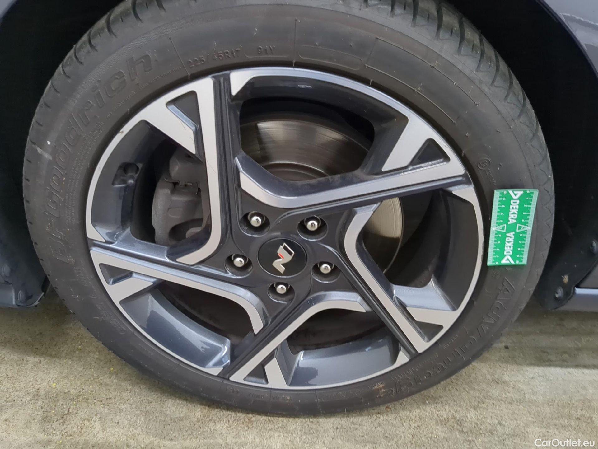  Hyundai  i30 HYUNDAI  Sport Wagon / 2020 / 5P / Break 1.0 T-GDI 120 MHEV DCT-7 N LINE SW #7