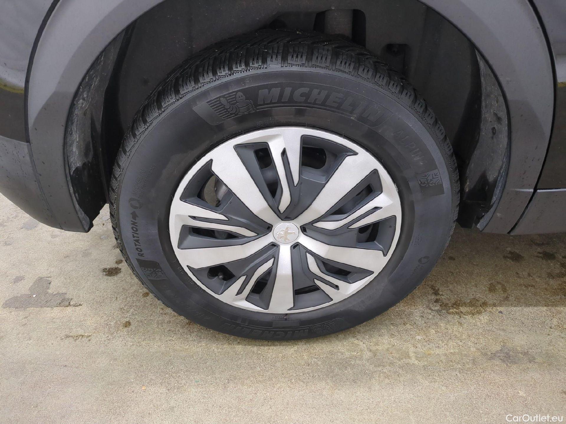  Peugeot  2008  Active Business 1.5 HDi 110CV BVM6 E6d #10