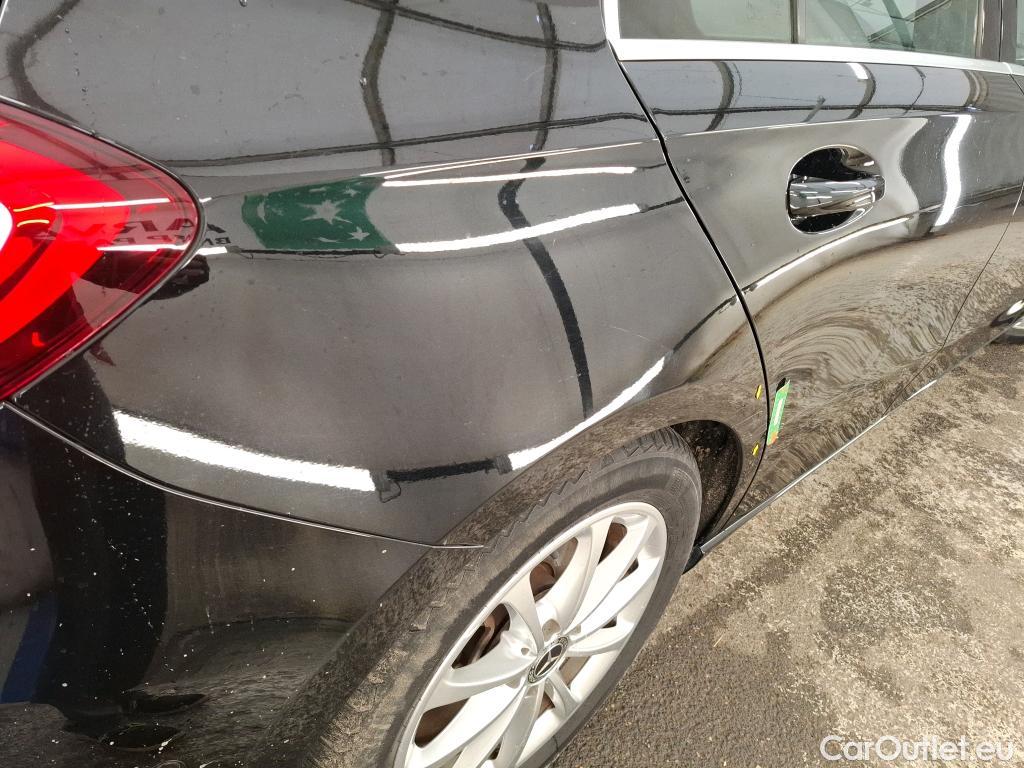  Mercedes  A-Klasse MERCEDES-BENZ Classe A Compact / 2018 / 5P / Berline A 220 d Progressive Line 8G-DCT #3