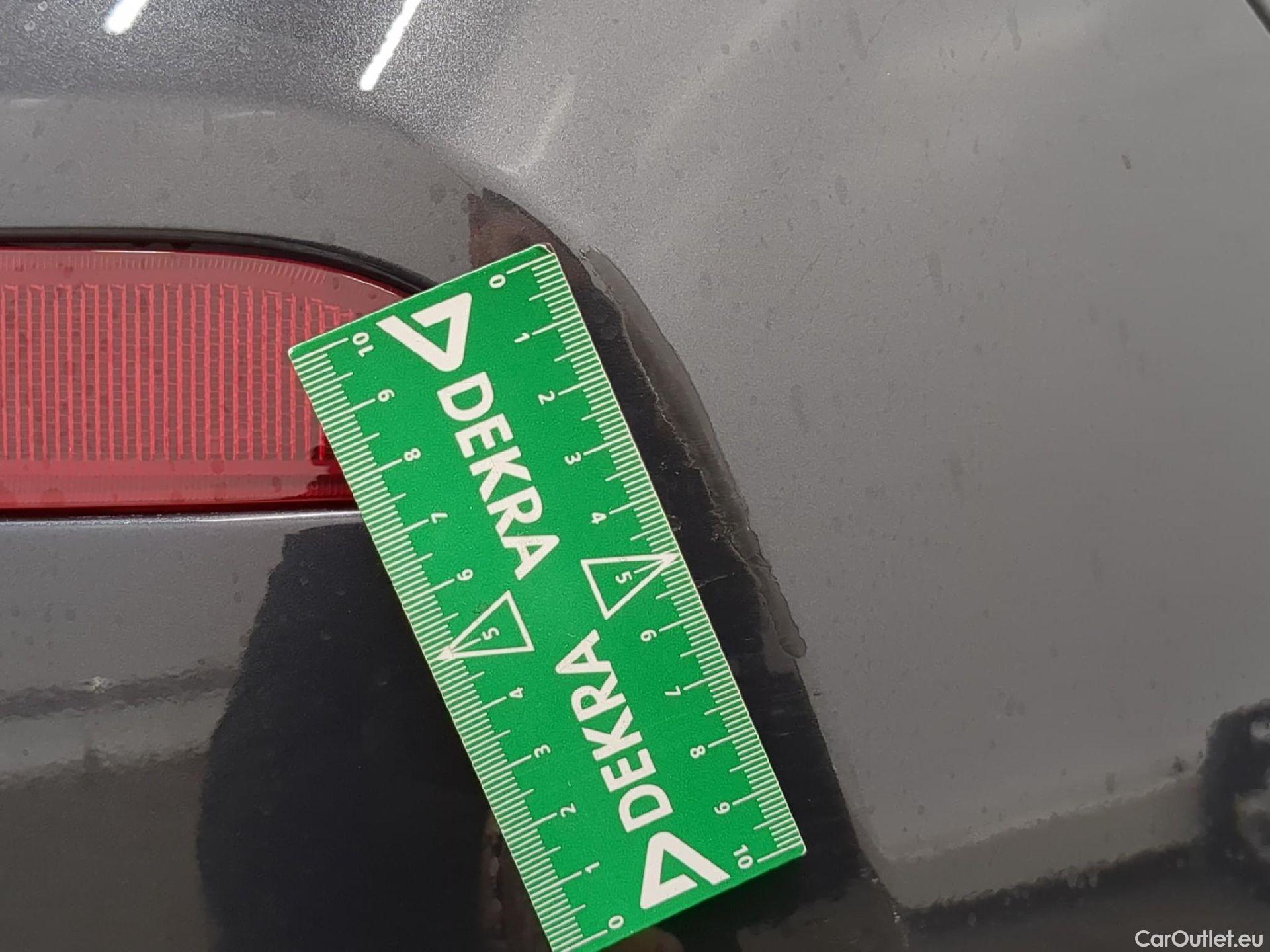  Hyundai  i30 HYUNDAI  Sport Wagon / 2020 / 5P / Break 1.0 T-GDI 120 MHEV DCT-7 N LINE SW #26