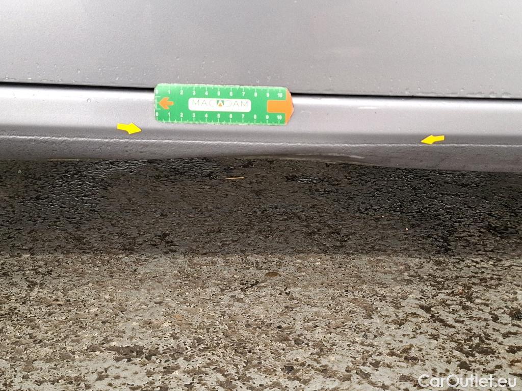  Peugeot  308 PEUGEOT  SW / 2021 / 5P / Break BlueHDi 130 EAT8 ALLURE PACK #2