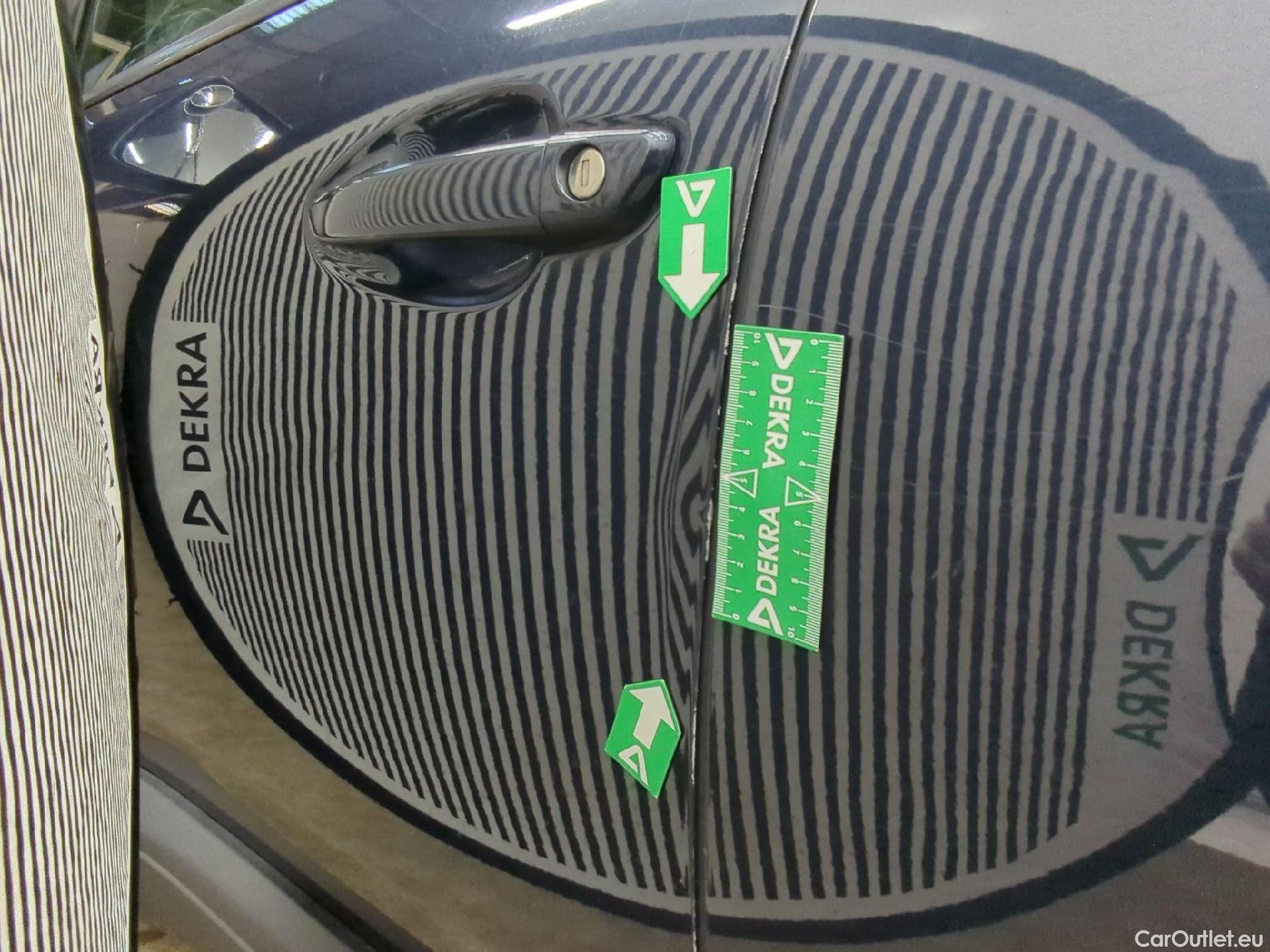  Peugeot  5008  Active Business 1.5 HDi 130CV BVA8 7 Sieges E6dT #32