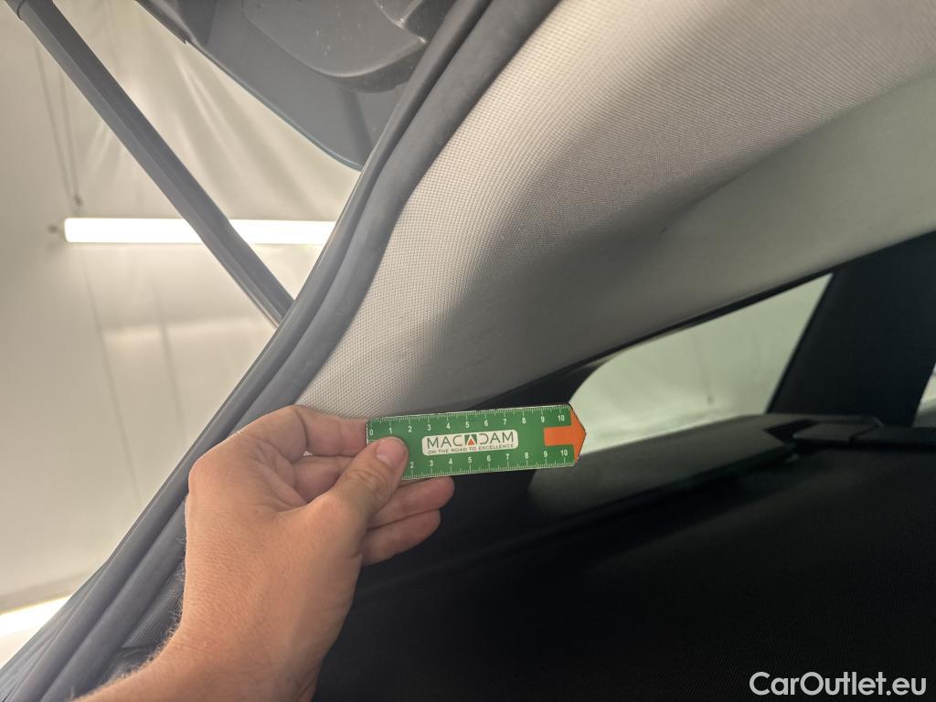  Peugeot  308 PEUGEOT  SW / 2021 / 5P / Break BlueHDi 130 EAT8 ACTIVE PACK #24