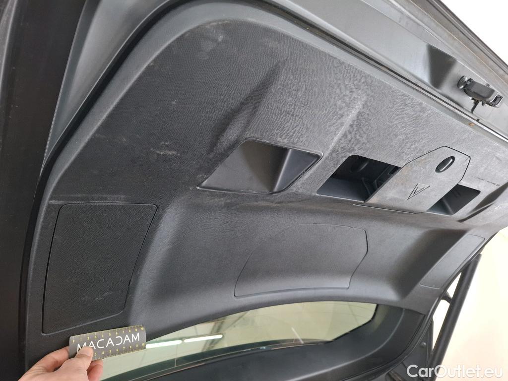  Peugeot  5008  Allure Pack 1.5 HDi 130CV BVA8 7 Sieges E6d #12