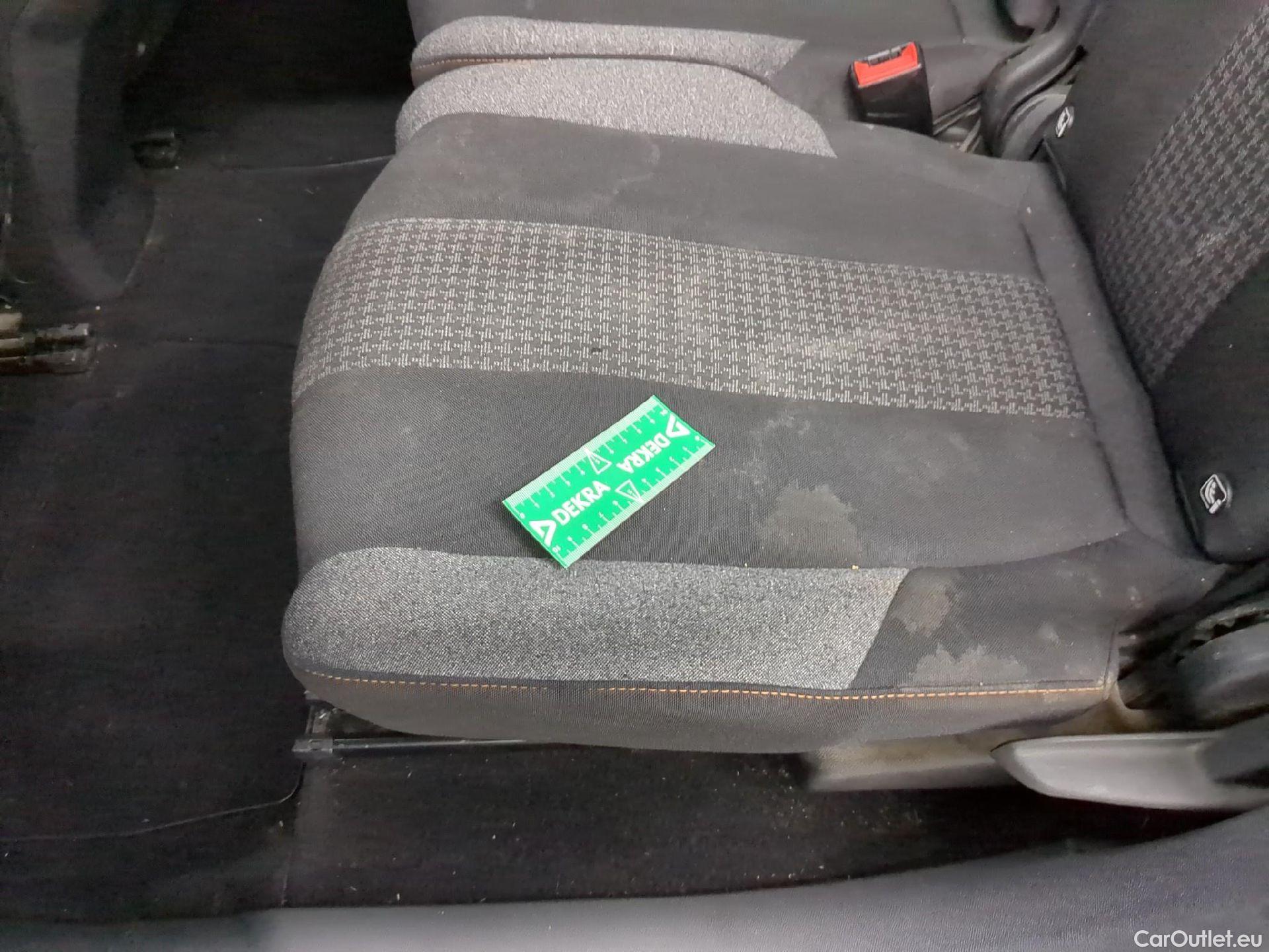  Peugeot  5008  Active Business 1.5 HDi 130CV BVA8 7 Sieges E6dT #7