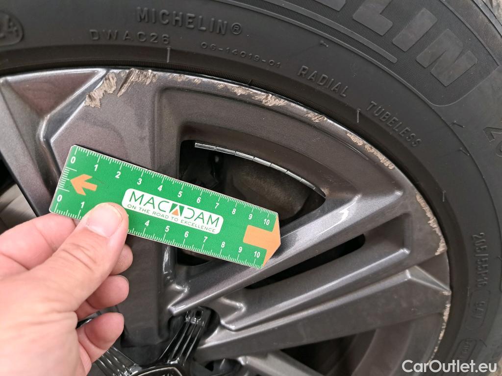  Peugeot  308  Active Pack 1.5 HDi 130CV BVA8 E6d #37