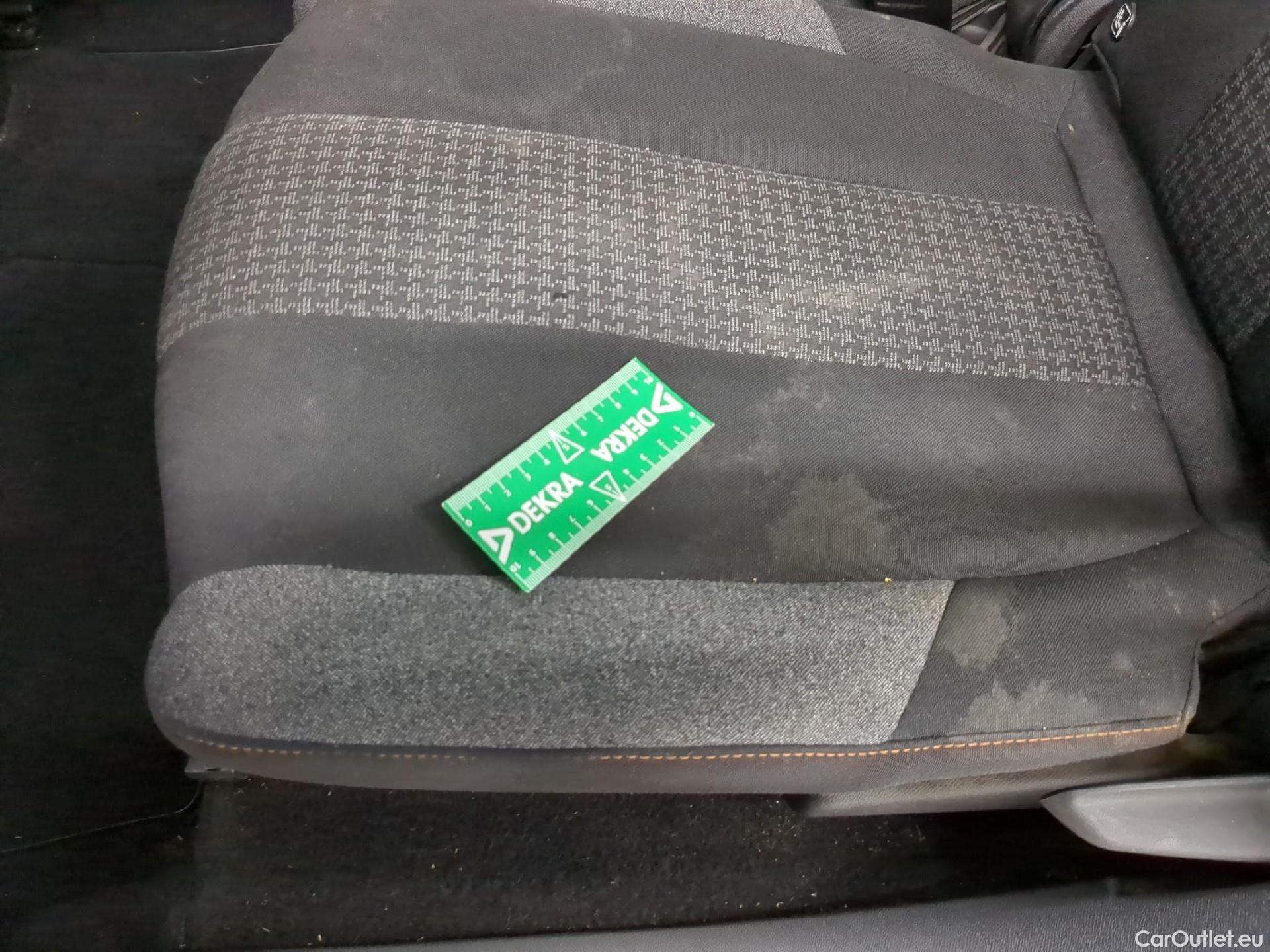  Peugeot  5008  Active Business 1.5 HDi 130CV BVA8 7 Sieges E6dT #11