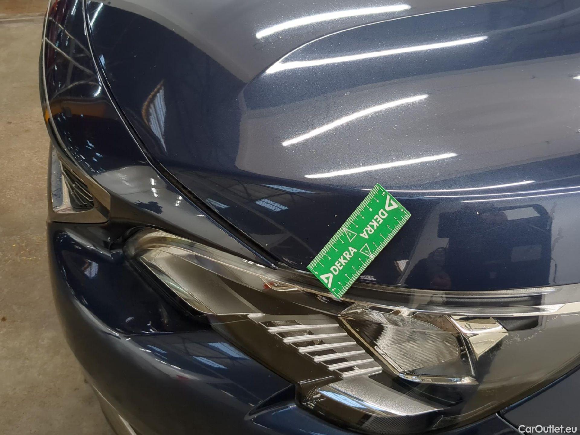  Peugeot  5008  Active Business 1.5 HDi 130CV BVA8 7 Sieges E6dT #28