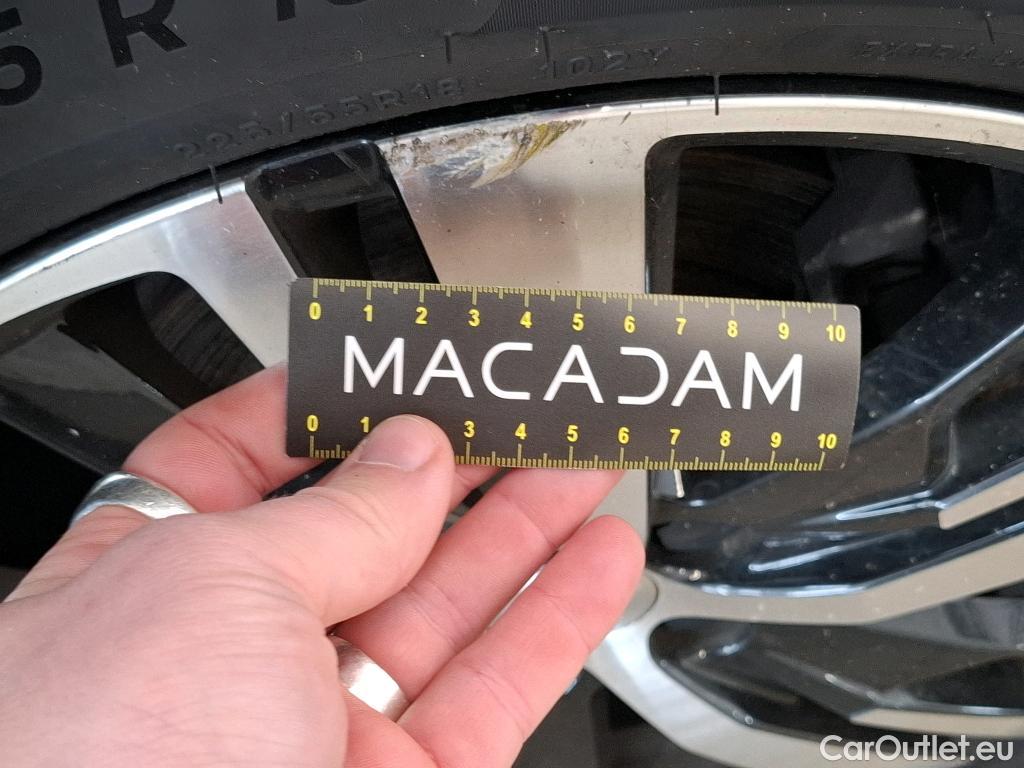  Peugeot  3008  GT 1.2 PureTech 130CV BVA8 E6d #10