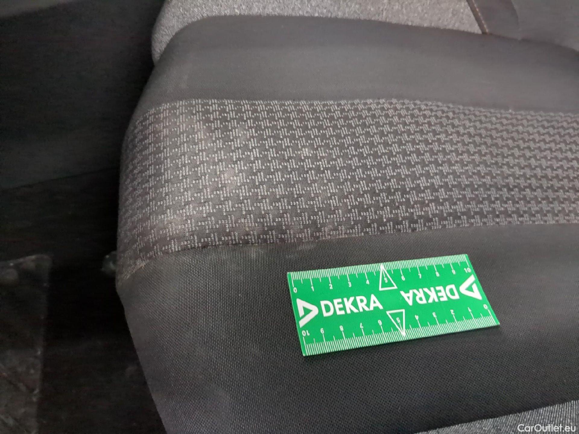  Peugeot  5008  Active Business 1.5 HDi 130CV BVA8 7 Sieges E6dT #6