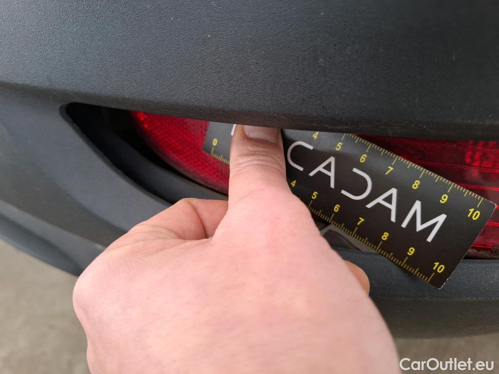  Peugeot  5008  Allure Pack 1.5 HDi 130CV BVA8 7 Sieges E6d #21