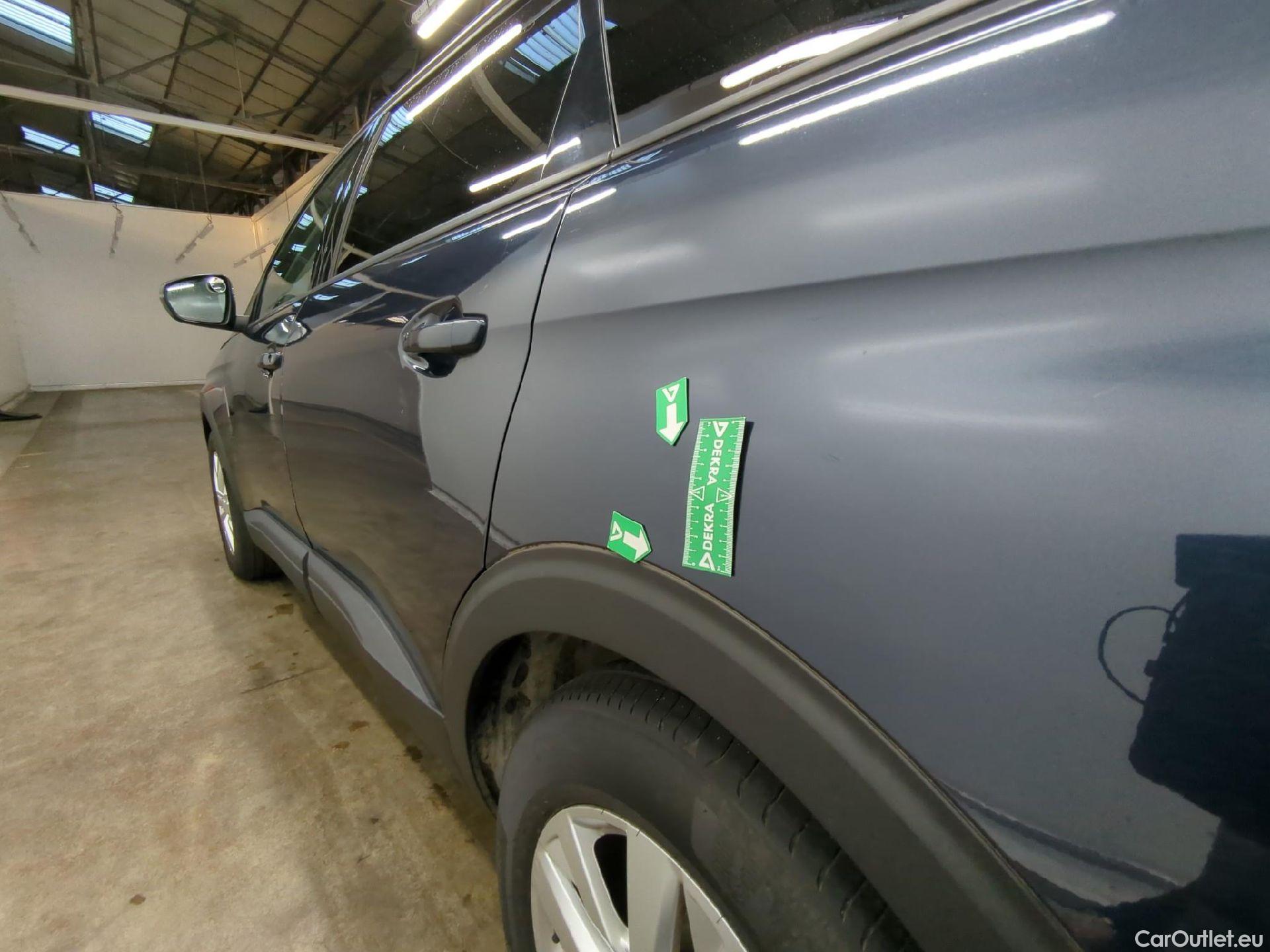  Peugeot  5008  Active Business 1.5 HDi 130CV BVA8 7 Sieges E6dT #39