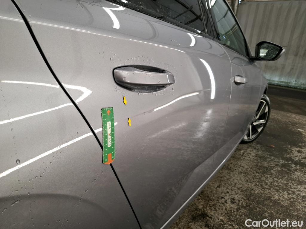  Peugeot  308 PEUGEOT  SW / 2021 / 5P / Break BlueHDi 130 EAT8 ALLURE PACK #19