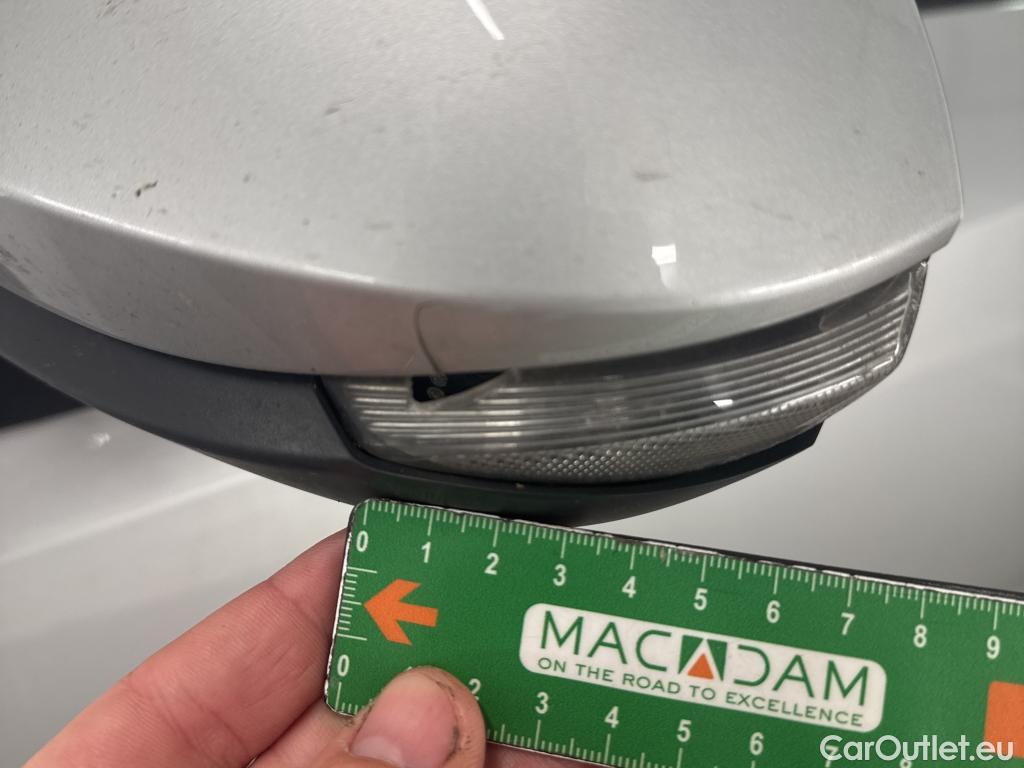  Toyota  Corolla TOYOTA  Touring Sports / 2018 / 5P / Break Hybride 122h Dynamic Business Stage Acad #20