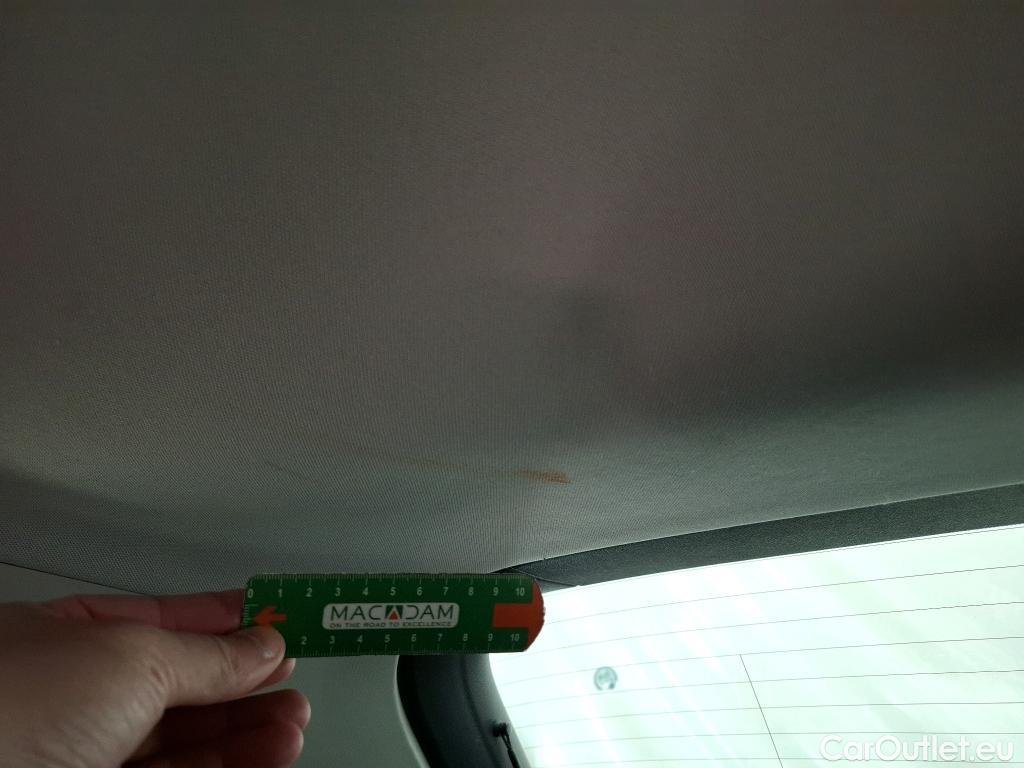  Volkswagen  Tiguan VOLKSWAGEN  / 2020 / 5P / SUV 2.0 TDI 150 DSG7 Life Business #19