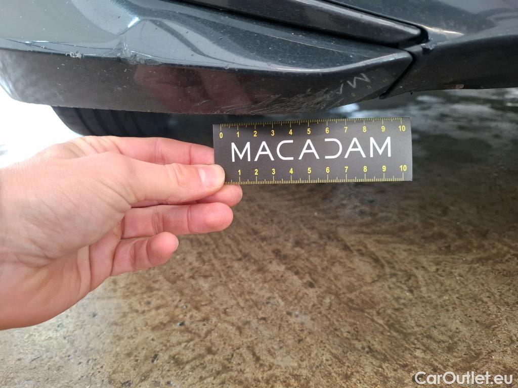  Toyota  Corolla TOYOTA  / 2018 / 5P / Berline Hybride 122h Dynamic Business Beyond Zer #9