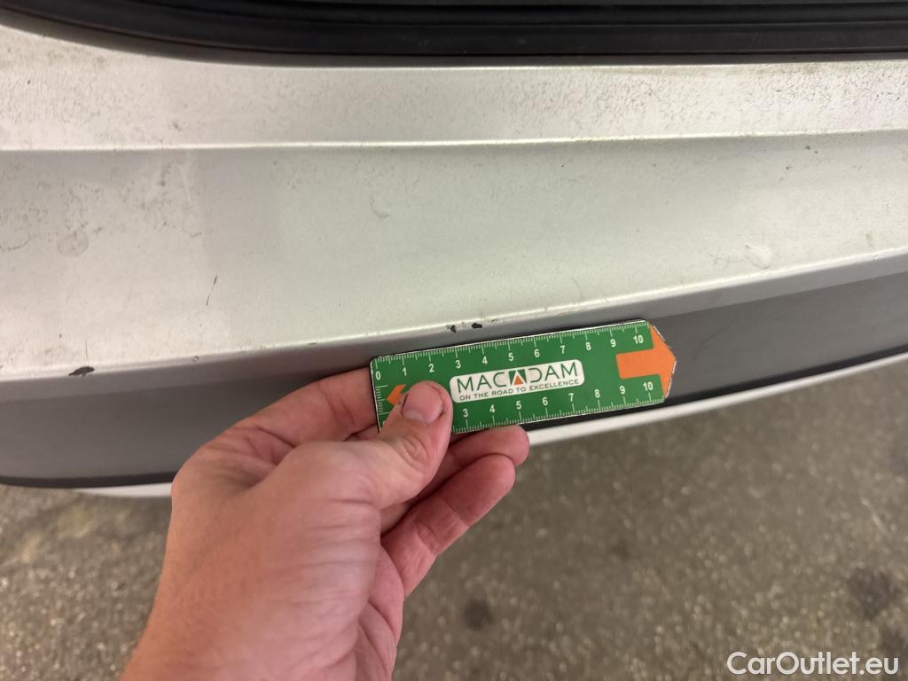  Toyota  Corolla TOYOTA  Touring Sports / 2018 / 5P / Break Hybride 122h Dynamic Business Stage Acad #14