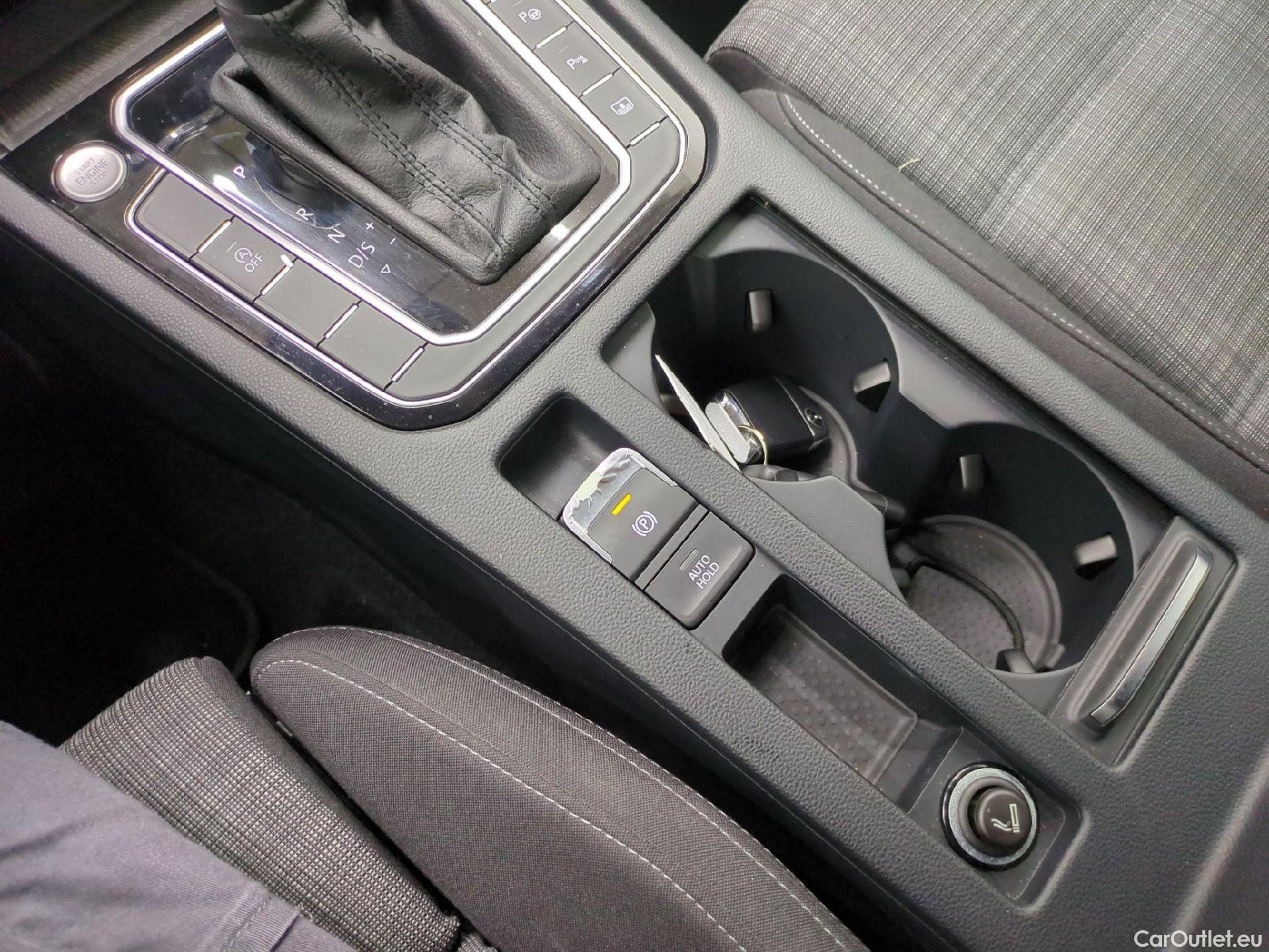  Volkswagen  Passat  Berline Business 2.0 TDI 150CV BVA7 E6d #1