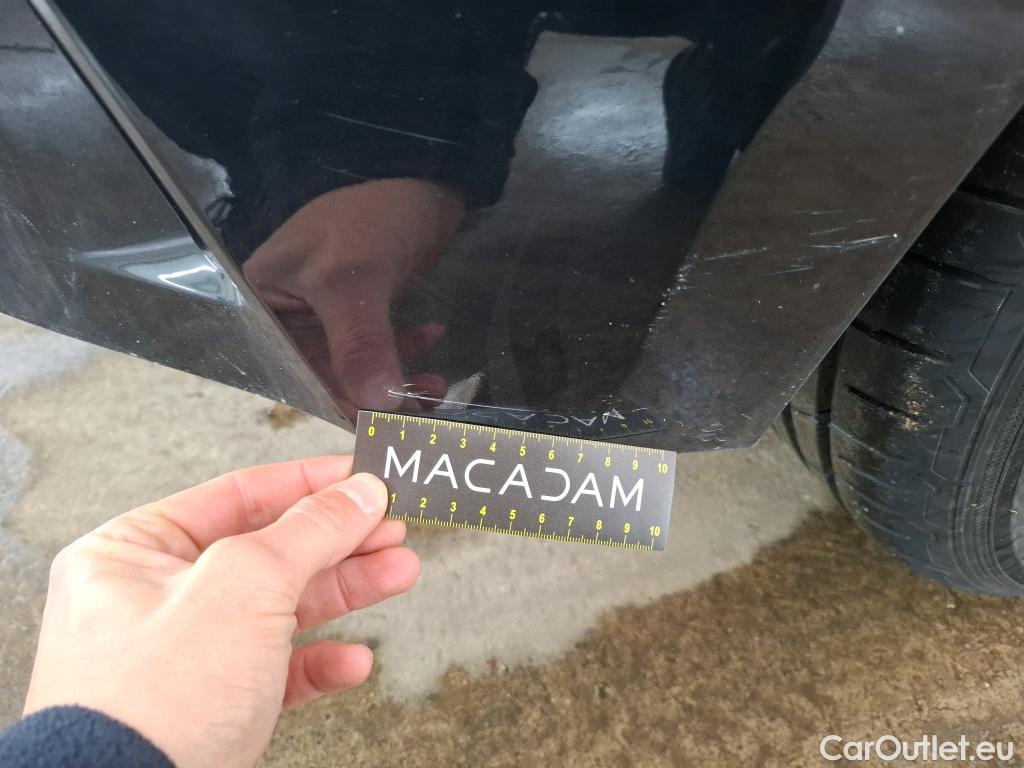  Toyota  Corolla TOYOTA  / 2018 / 5P / Berline Hybride 122h Dynamic Business Beyond Zer #18