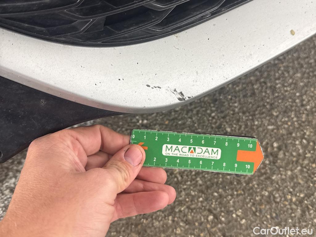  Toyota  Corolla TOYOTA  Touring Sports / 2018 / 5P / Break Hybride 122h Dynamic Business Stage Acad #10