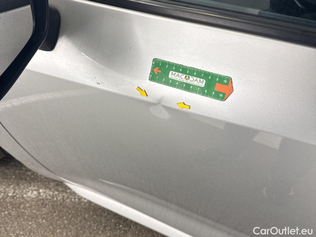  Toyota  Corolla TOYOTA  Touring Sports / 2018 / 5P / Break Hybride 122h Dynamic Business Stage Acad #4