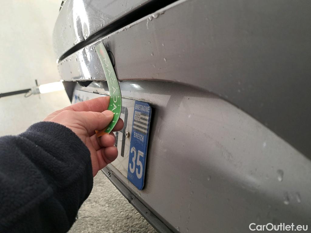  Seat  Leon  Sportstourer Urban 2.0 TDI 115CV BVM6 E6d #5