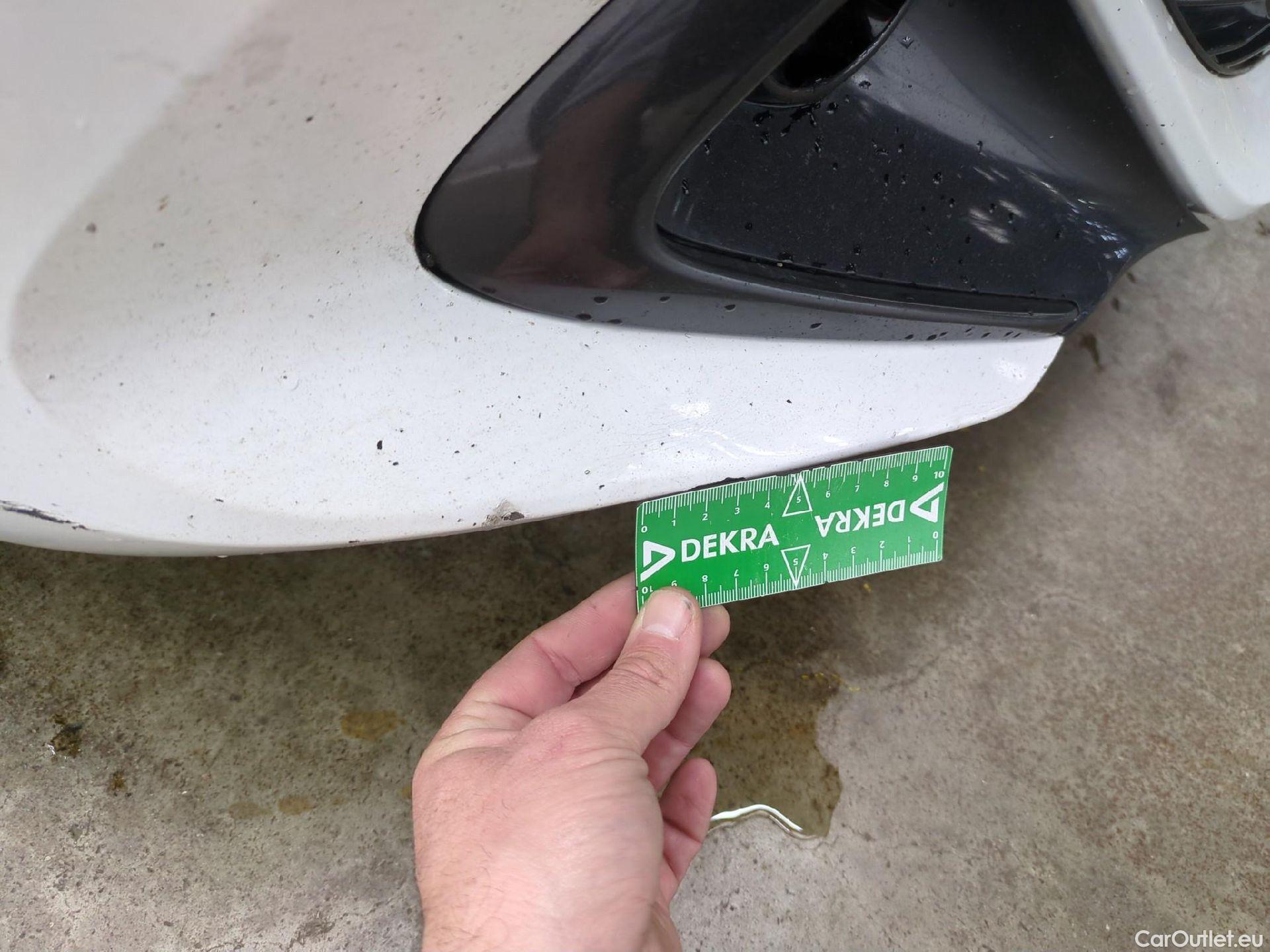  Toyota  Corolla TOYOTA  Touring Sports / 2018 / 5P / Break Hybride 122h Dynamic Business Stage Acad #16