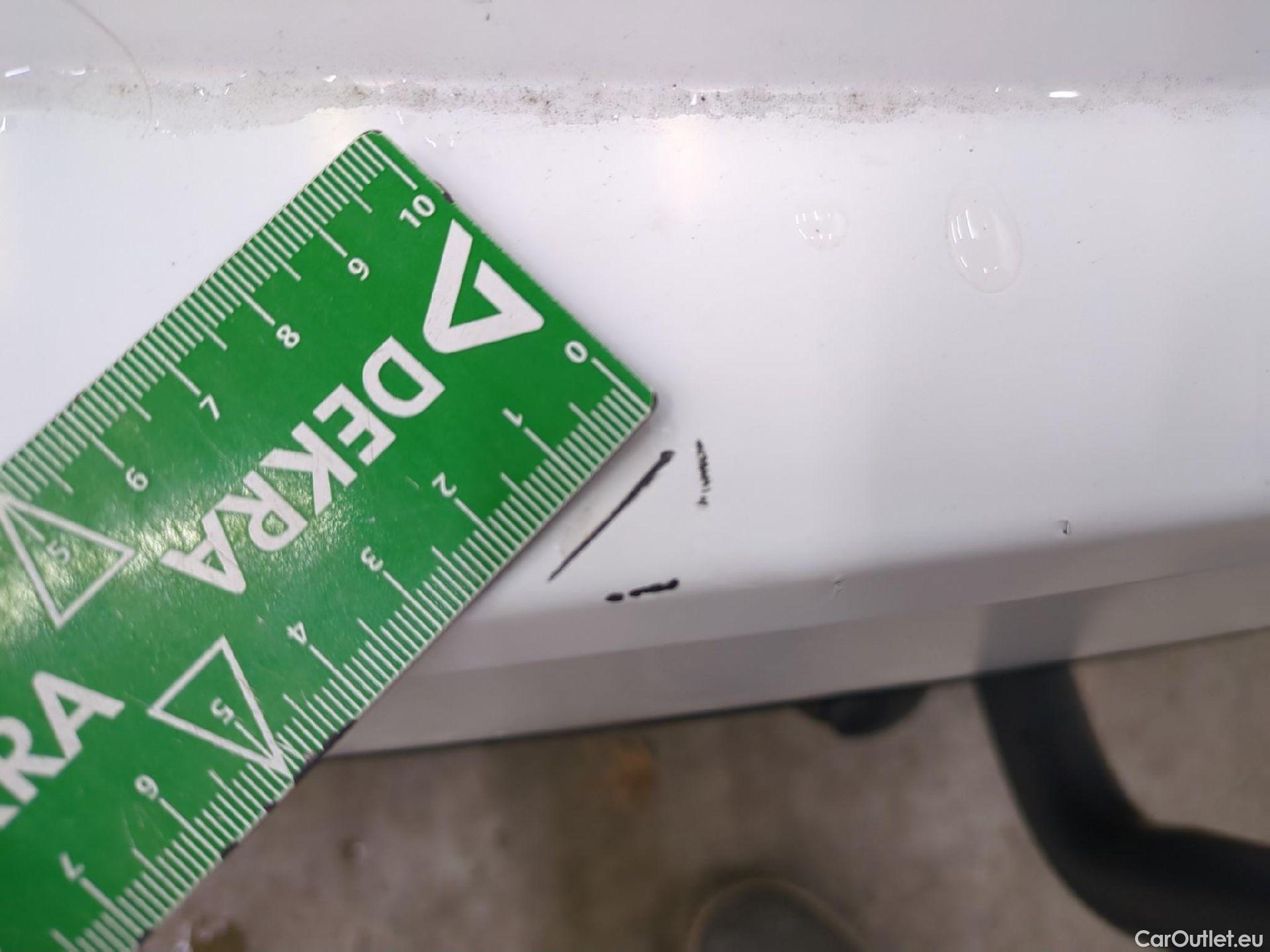  Toyota  Corolla TOYOTA  Touring Sports / 2018 / 5P / Break Hybride 122h Dynamic Business Stage Acad #34