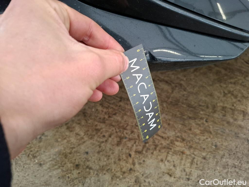  Toyota  Corolla TOYOTA  / 2018 / 5P / Berline Hybride 122h Dynamic Business Beyond Zer #7